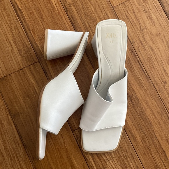 Zara White Block Heel Leather Sandals - Picture 3 of 7